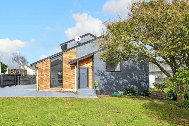 34b Barnhill Crescent Pahurehure_1