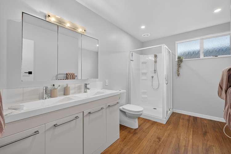 168 Rocking Horse Road Southshore_15