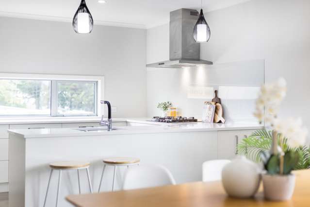 60 Hokioi Drive Porirua_3
