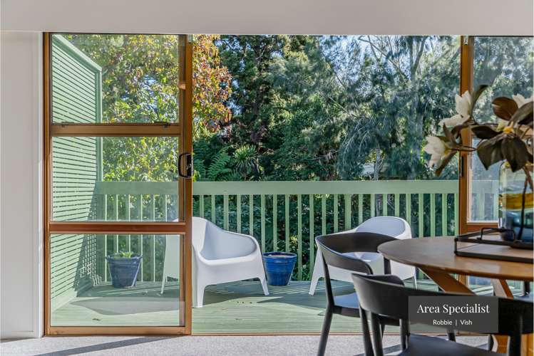 3/7 Cezanne Place New Lynn_1