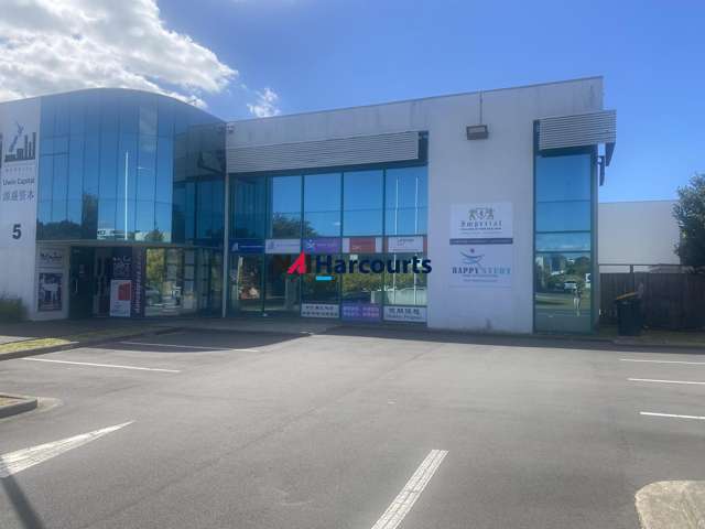 150sqm Ground Floor Office with Excellent Exposure