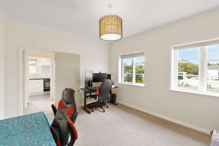 21 Robert Street Marton_4