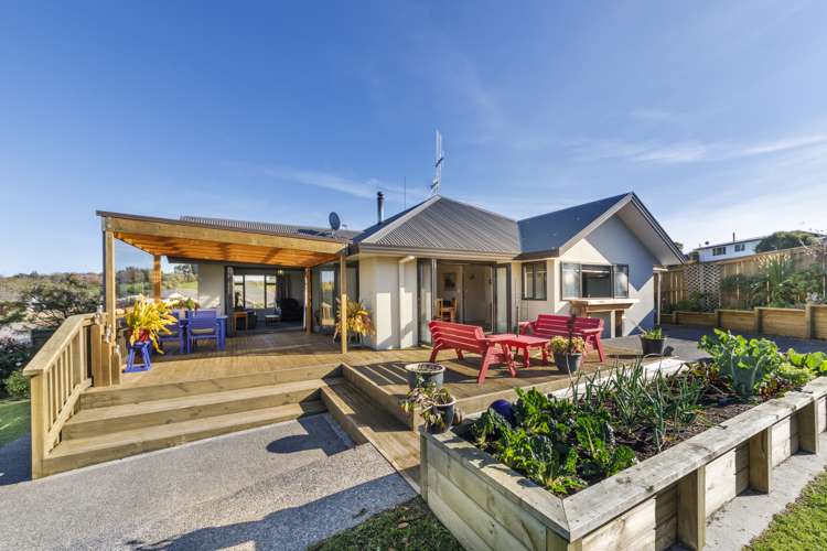 9 Logan Grove Feilding_0