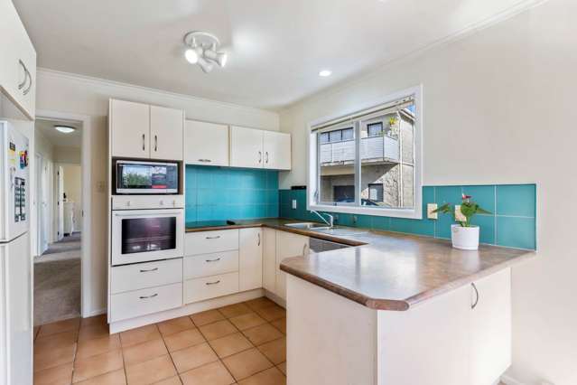 1/51 Sartors Avenue Browns Bay_3