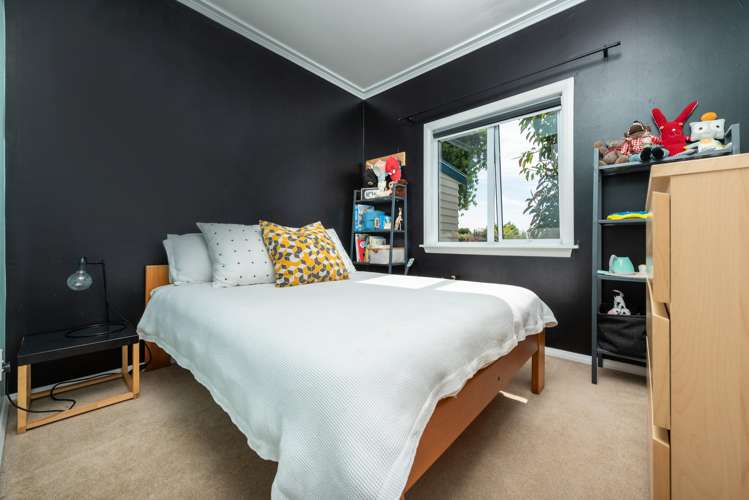 76a Sutherland Road Brookfield_10