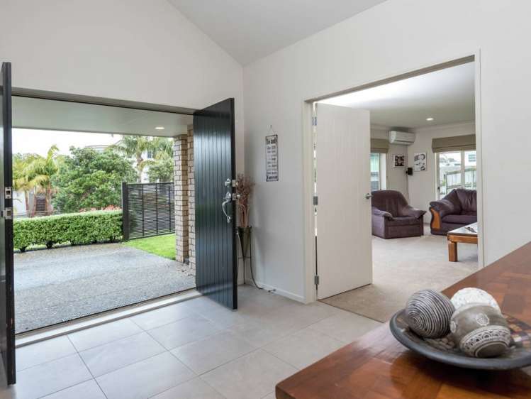 44 Pine Harbour Parade Beachlands_3