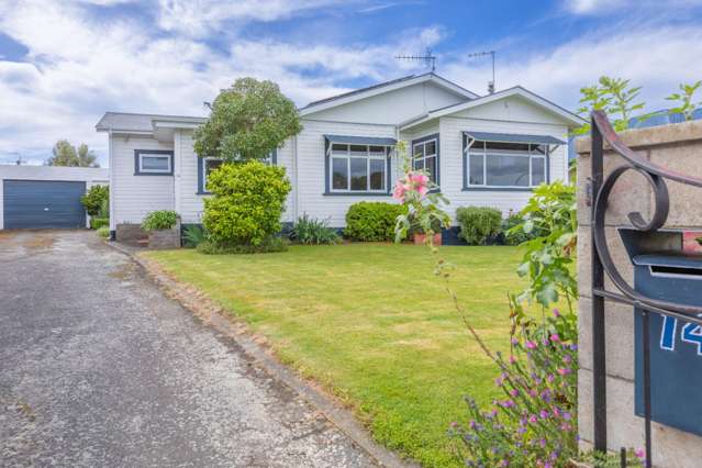 WAIPUKURAU - 4 BEDROOM