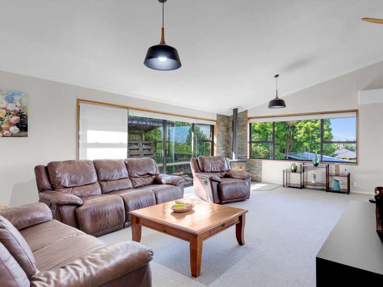 47 Ranui Street Dinsdale_11