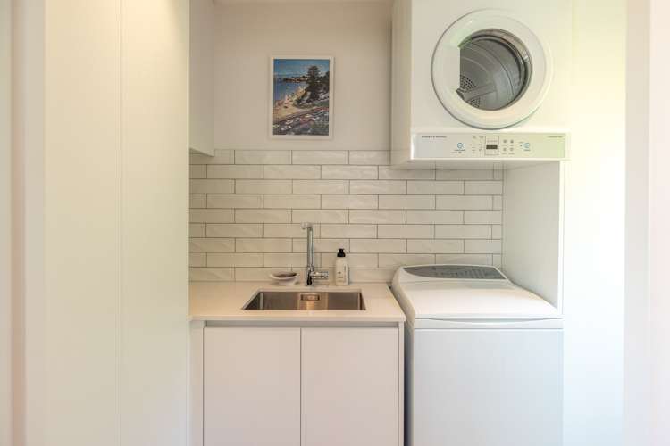 2 Hobson Terrace Onetangi_18