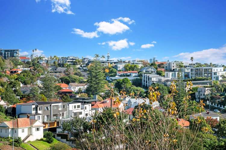 11/18 Takitimu Street Orakei_15