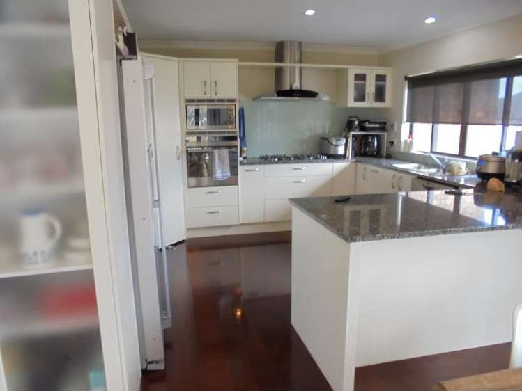 13 Wye Oak Drive Schnapper Rock_2