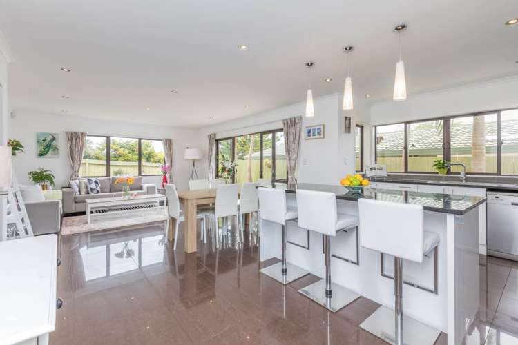 25 Farquhar Road Glendene_1