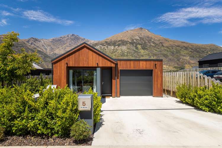 5 Lauder Street Dalefield/Wakatipu Basin_17