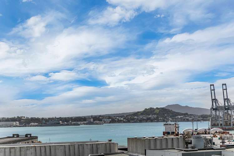 1211/30 Beach Road Auckland Central_14