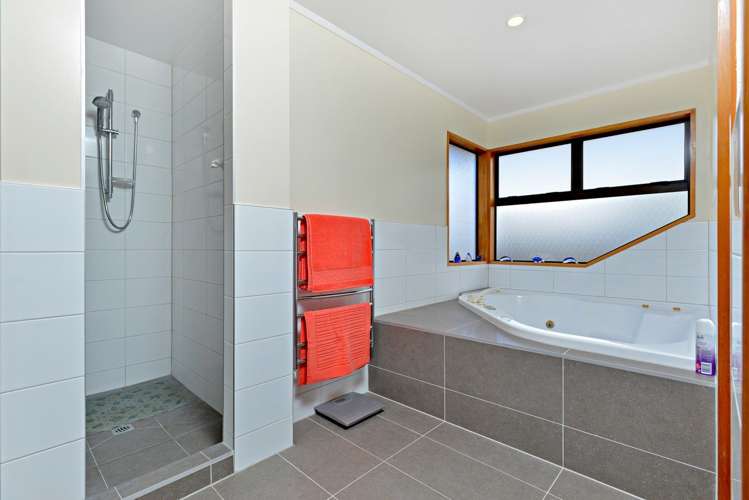 115 Frederick Street Hillsborough_25