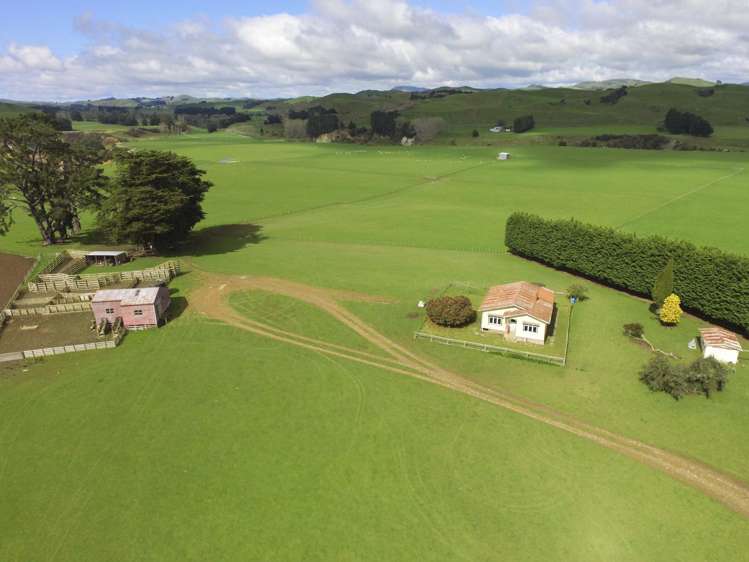 63 Hamilton Road Dannevirke_0