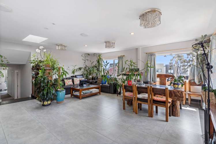 17 Vodanovich Road Te Atatu South_3