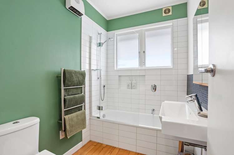 58 Routley Drive Glen Eden_13