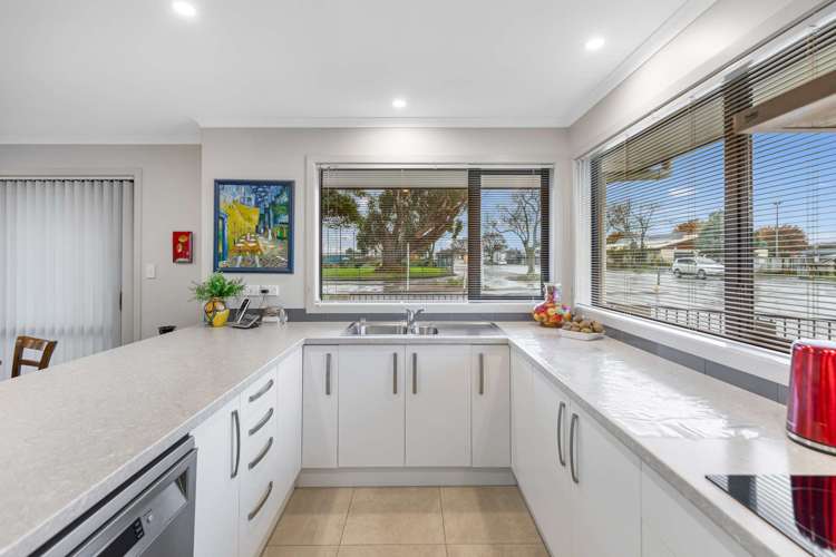 49 Cuba Street Takaro_13