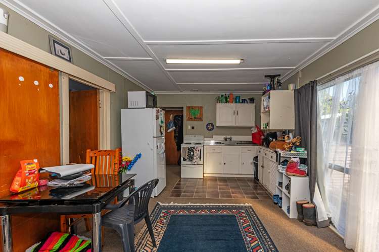 185 Maxwells Line Awapuni_5