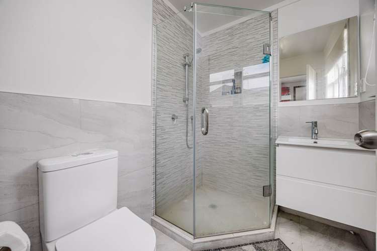 128 & 128A Wyllie Road Papatoetoe_6