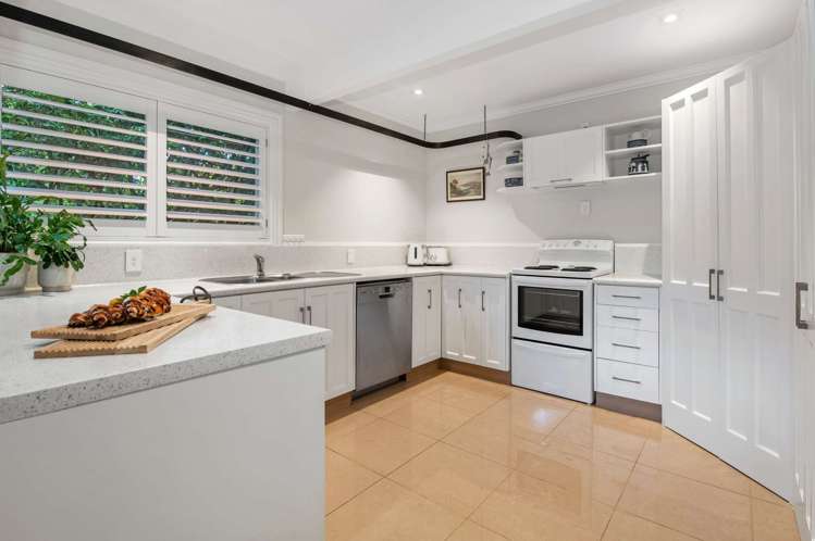 15 Alexander Road Lake Tarawera_3