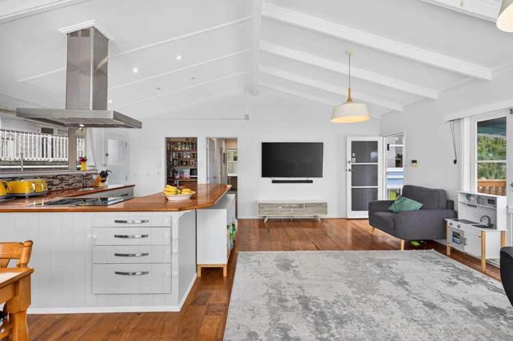25 Sunvue Road_2