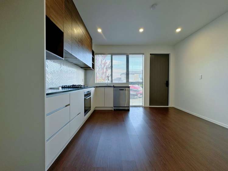 12 Routhmore Street 10673_0