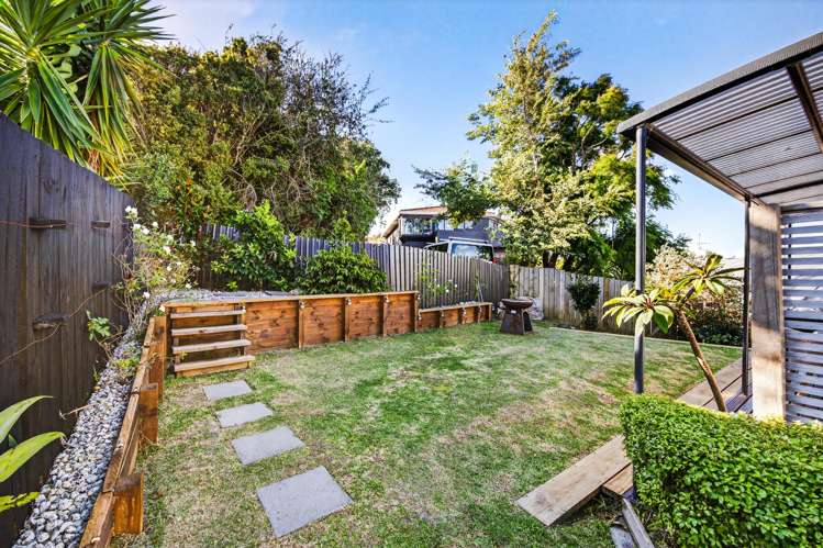 37B Polkinghorne Drive Manly_11