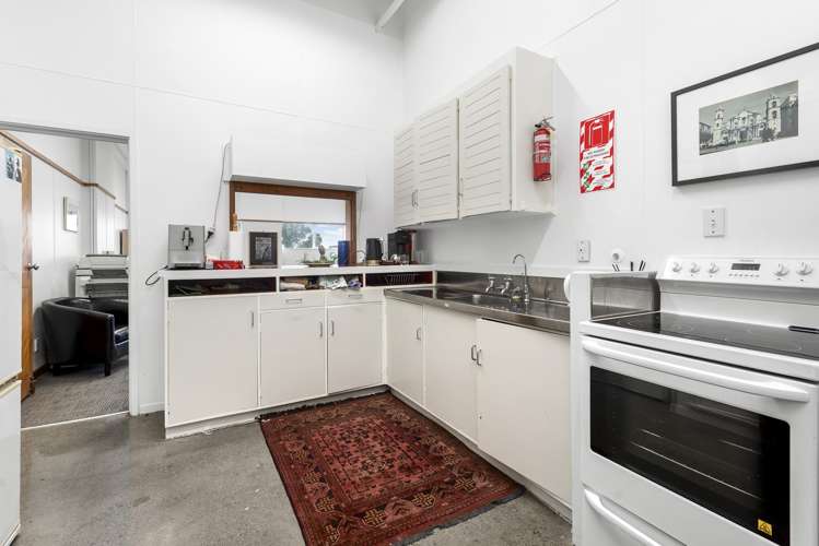 11-13 Robe Street New Plymouth Central_6