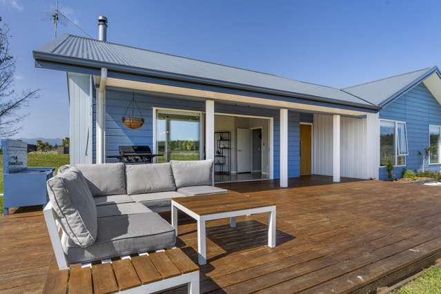 Living with Nature - Waitarere Beach