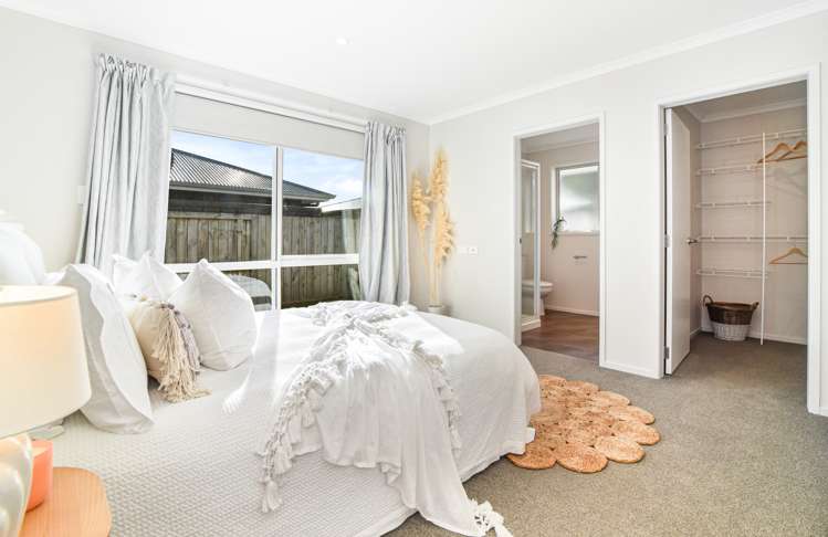 292 Lakes Boulevard Pyes Pa_8