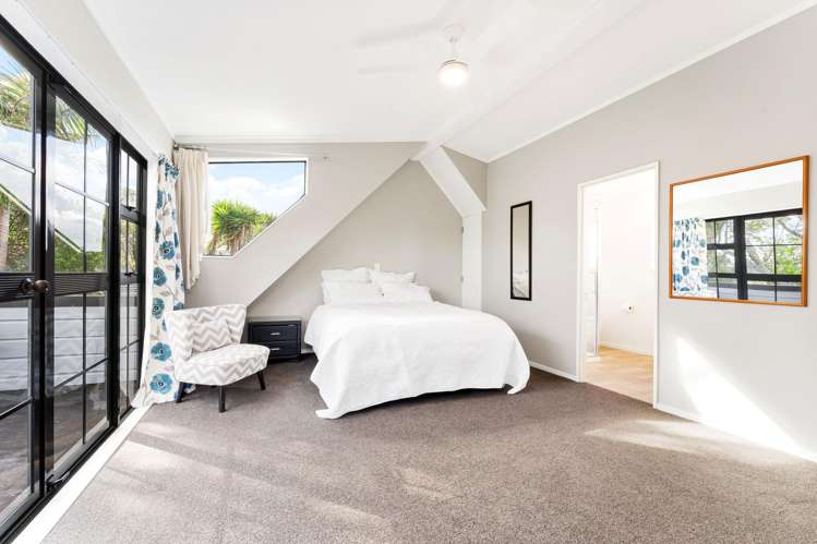 19 Crampton Court Orewa_14