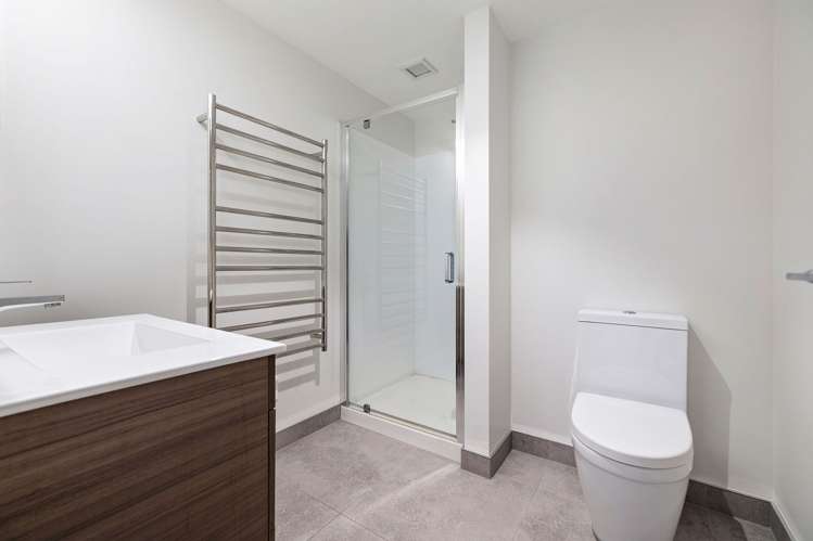 408/10 Copper Beech Avenue Frankton_7