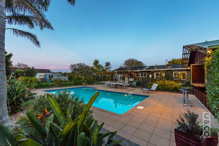 584 Ridge Road Riverhead_18