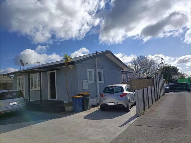70 Hobsonville Road West Harbour_1