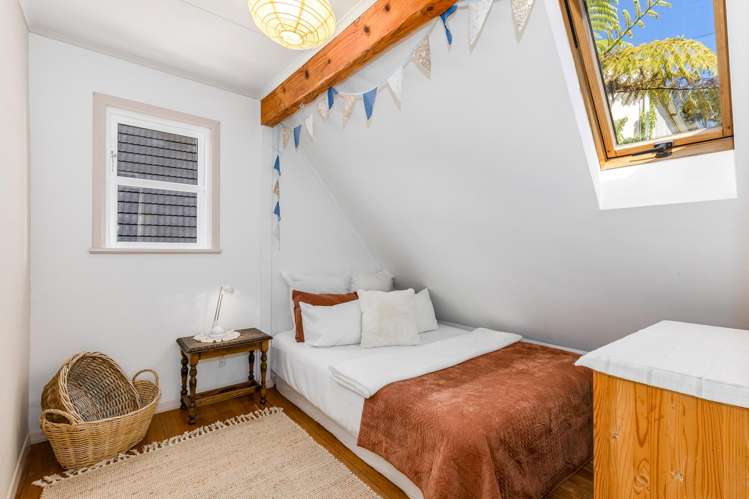 144 Hill Road Belmont_12