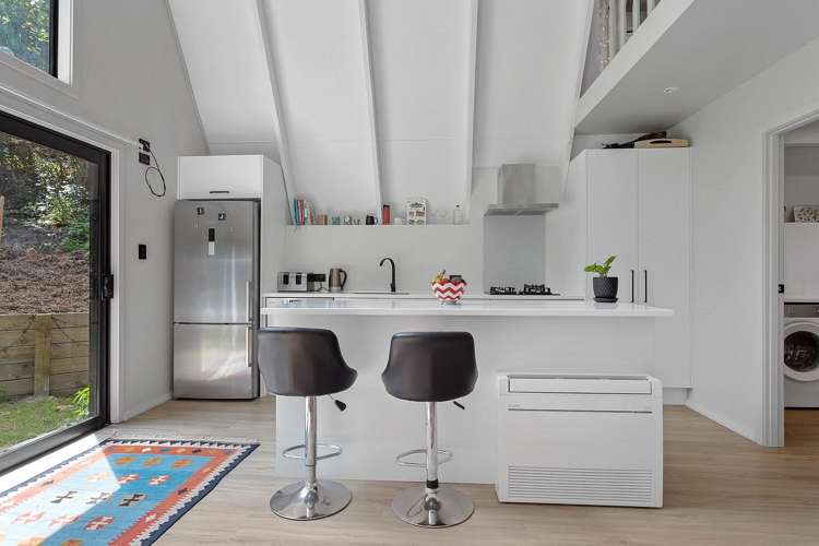 1101 Dyers Pass Road Governors Bay_6