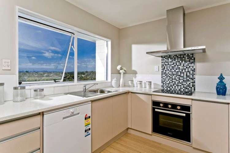 1/23a Target Road Totara Vale_11