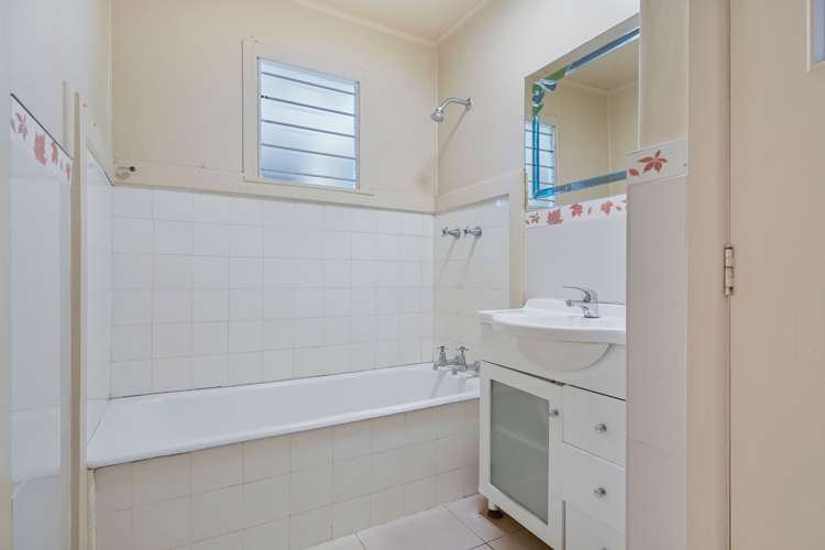 2 Great South Road Manurewa_12