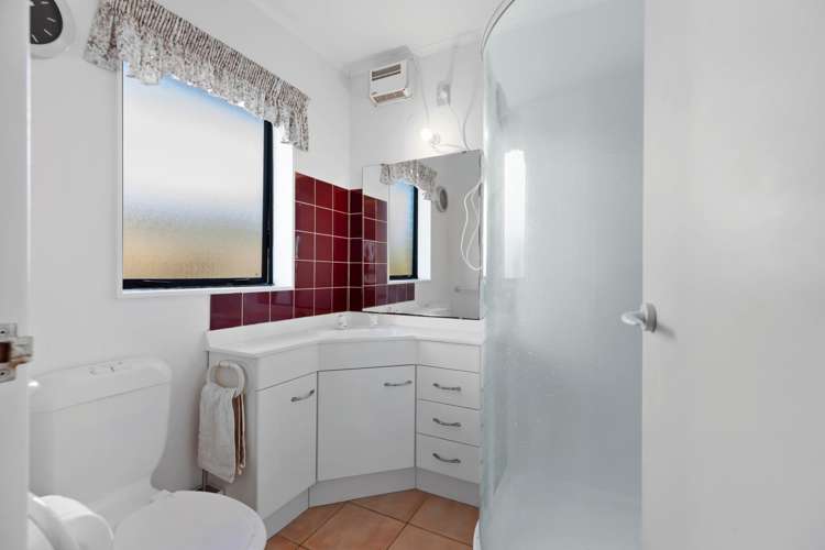 29 Luculia Drive Mount Maunganui_13