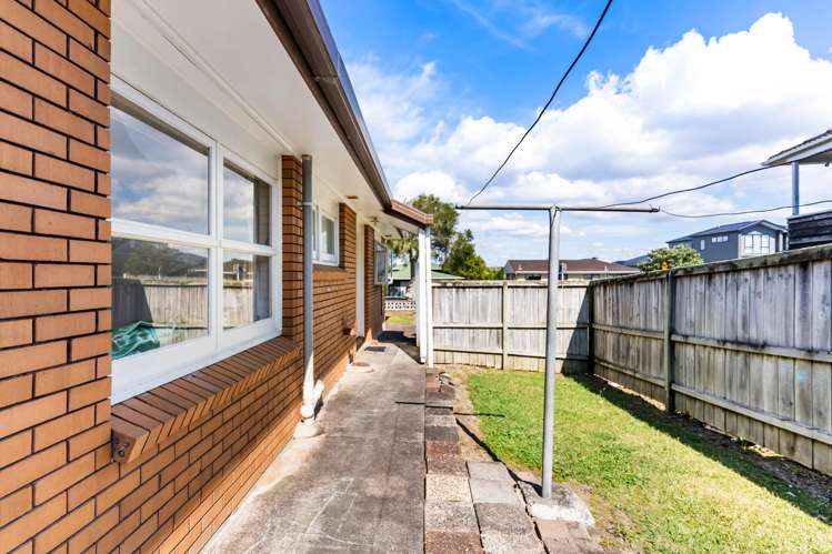 2/139 Clovelly Road Bucklands Beach_15