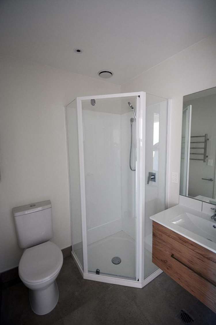 4/66 Neil Avenue Te Atatu Peninsula_6