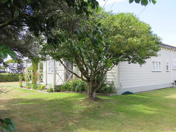 8 Jeans Street Masterton_9