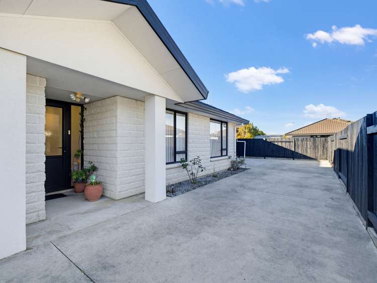 47 Meridian Grove_2