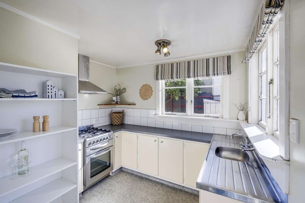 112 Waghorne Street_1