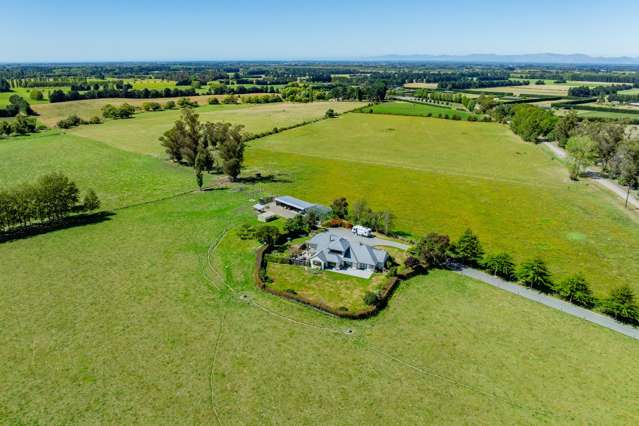 132 Round Hill Road Loburn_1