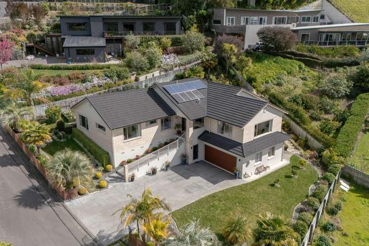 28 Churchill Drive_1