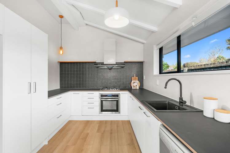 4 Kingham Place Avonhead_1