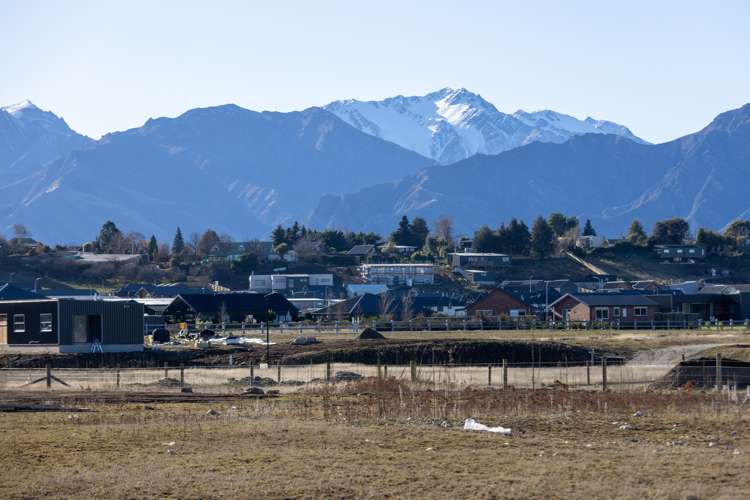 15 Lost Burn Road Lake Hawea_1
